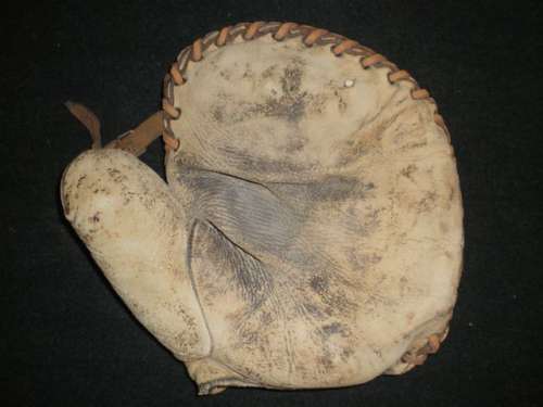 A.J. Reach Basemitt Front 6